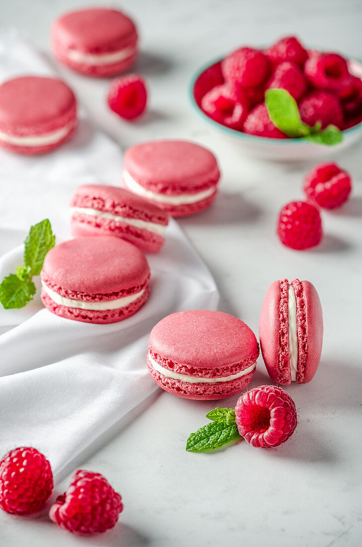 Himbeer-Macarons