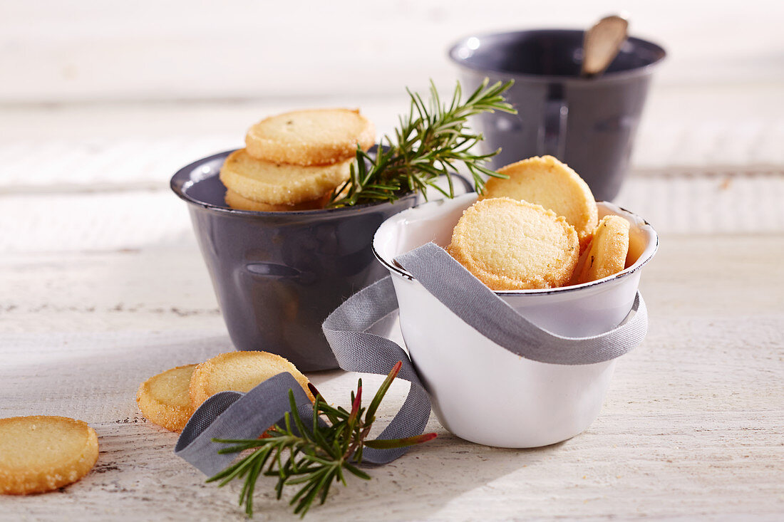 Rosemary shortbread biscuits