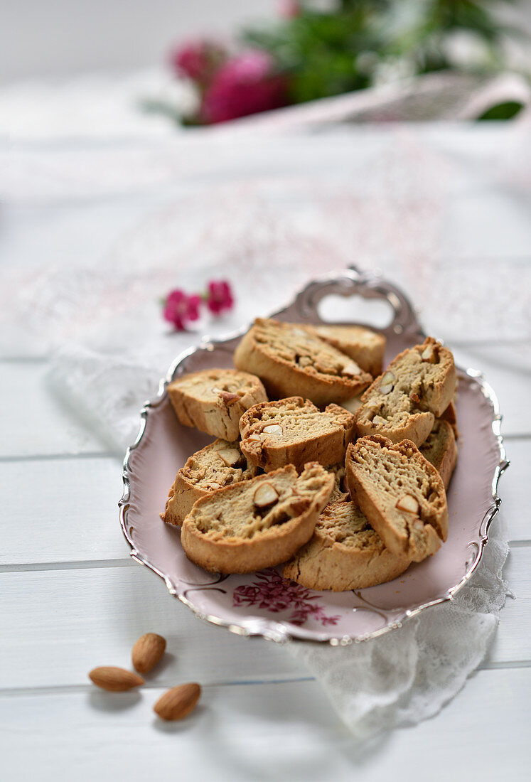 Vegan almond and date cantucci