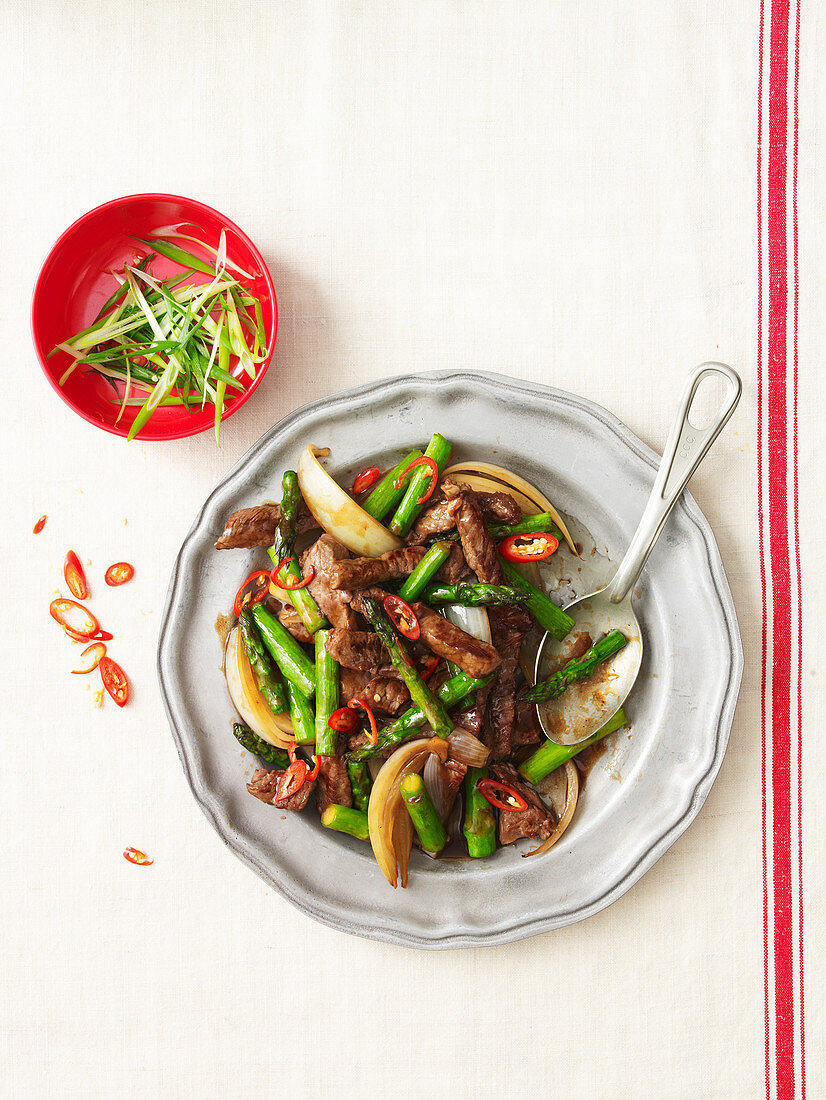 Beef and Asparagus Stir Fry with Oyster Sauce