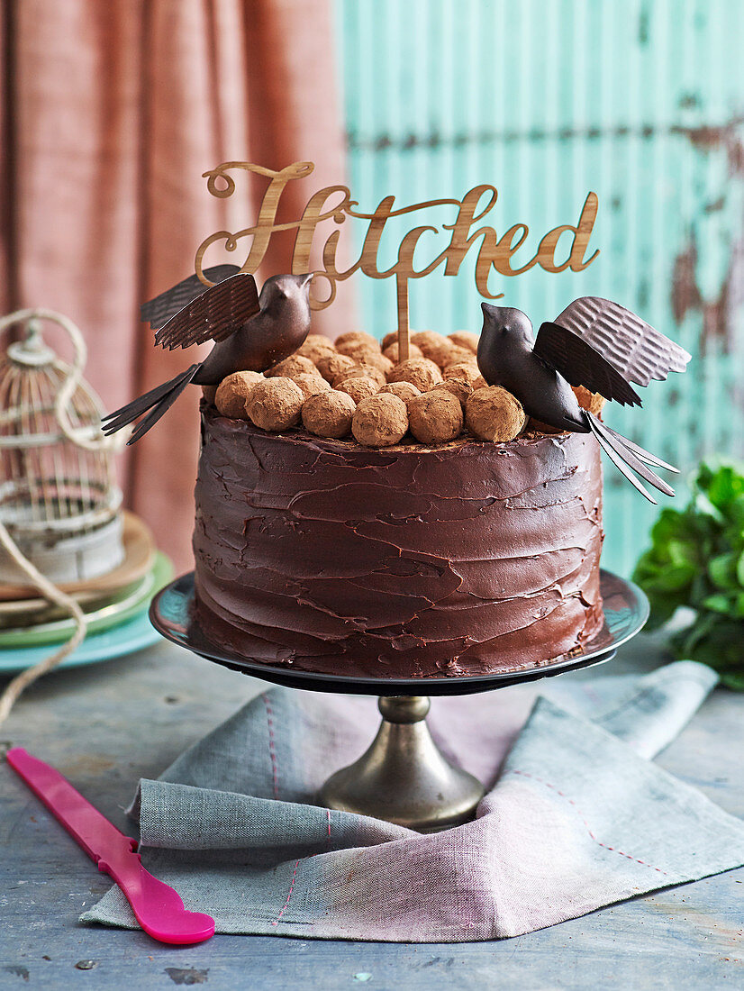 Chocolate Truffle Mint Layer Cake 'Hiteched'
