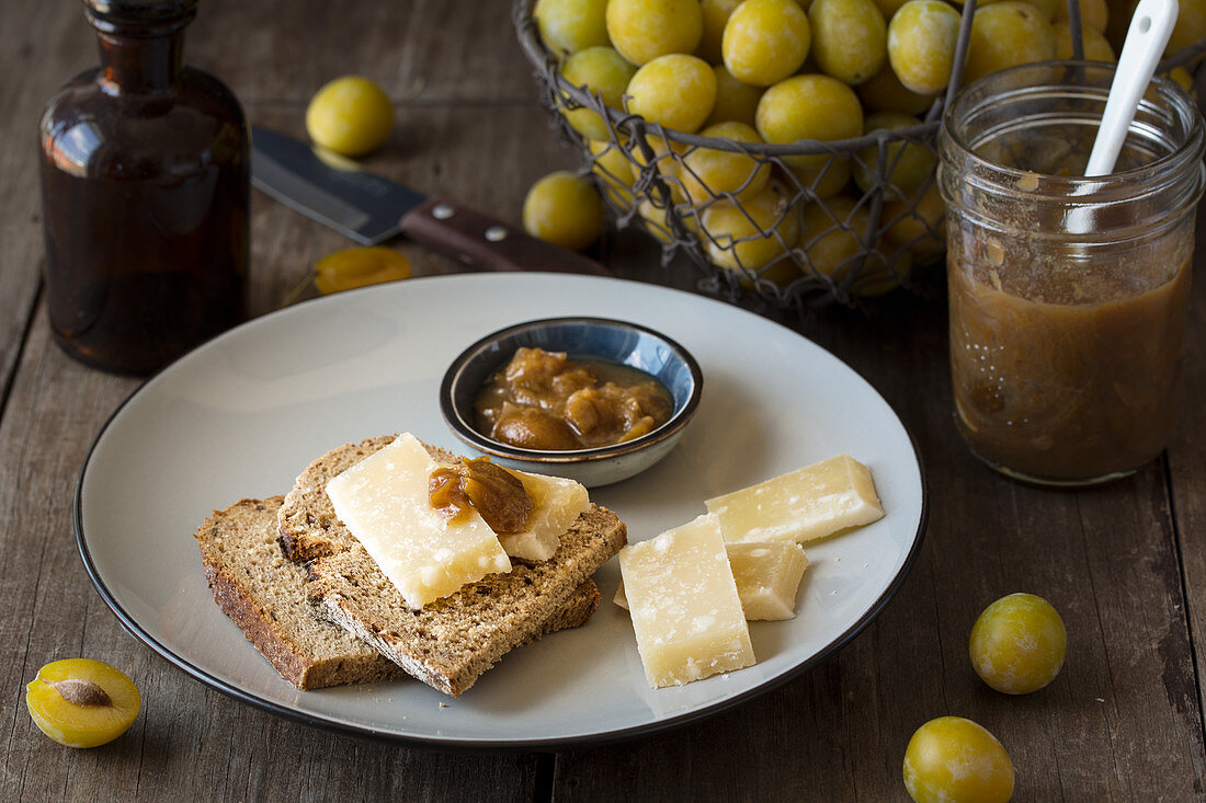 Mirabelle chutney with parmesan on bread