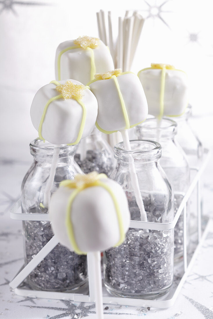 Weihnachtliche Cake Pops