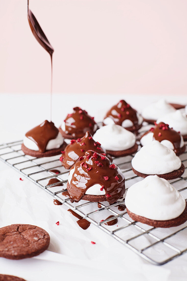 Drizzling Melted Chocolate on Marshmallow Teacakes