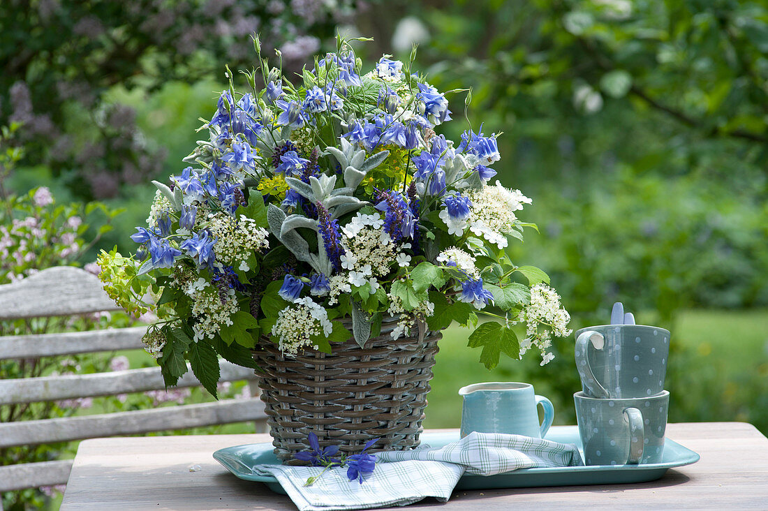 Blue - White Early Summer - Bouquet In The Basket