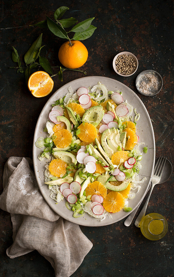 Orangen-Fenchel-Salat mit Radieschen