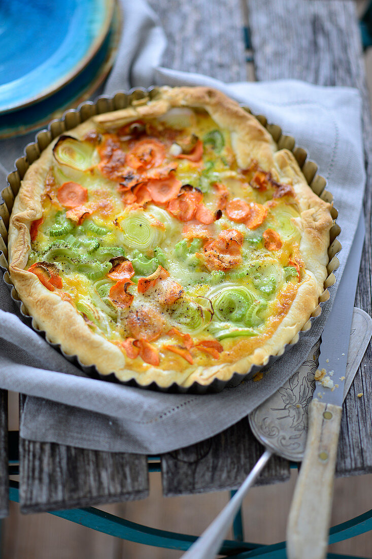 Carrot quiche with leek