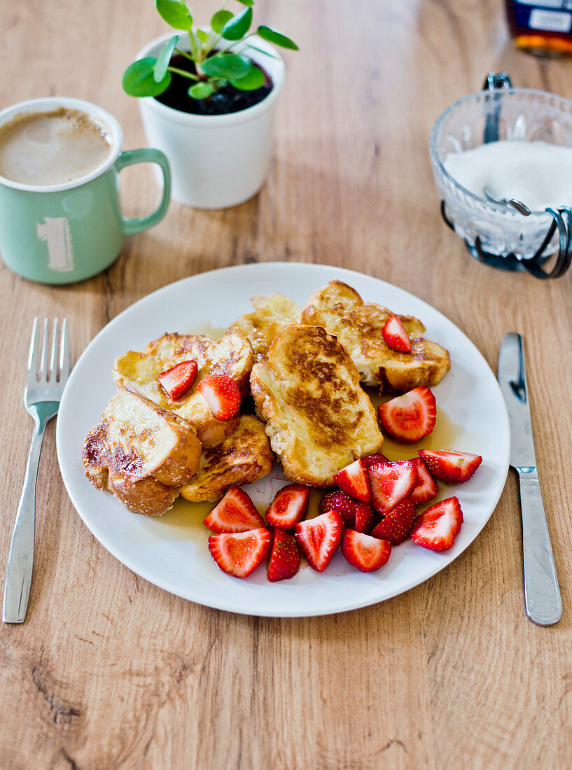 French toast with fresh strawberries