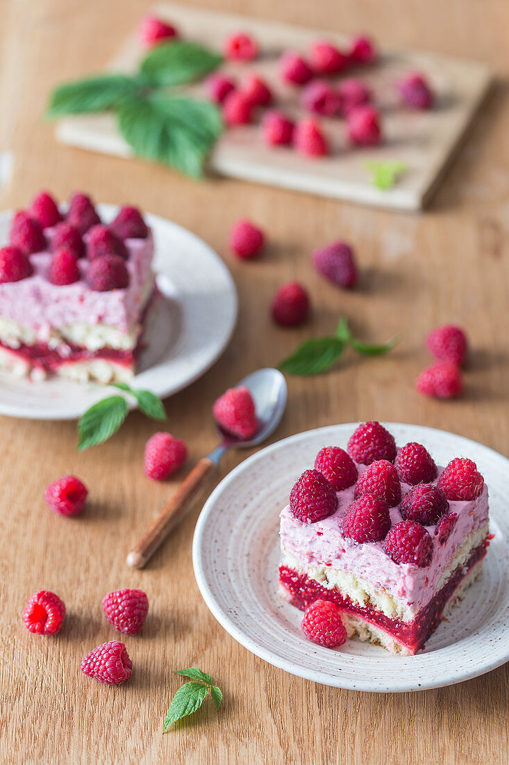 Raspberry no bake cream cake