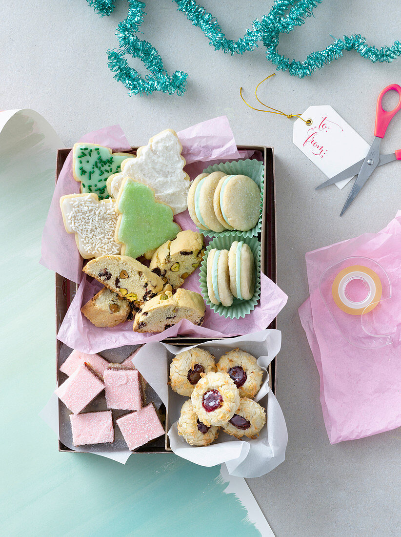 Christmas biscuits in a gift box (top view)