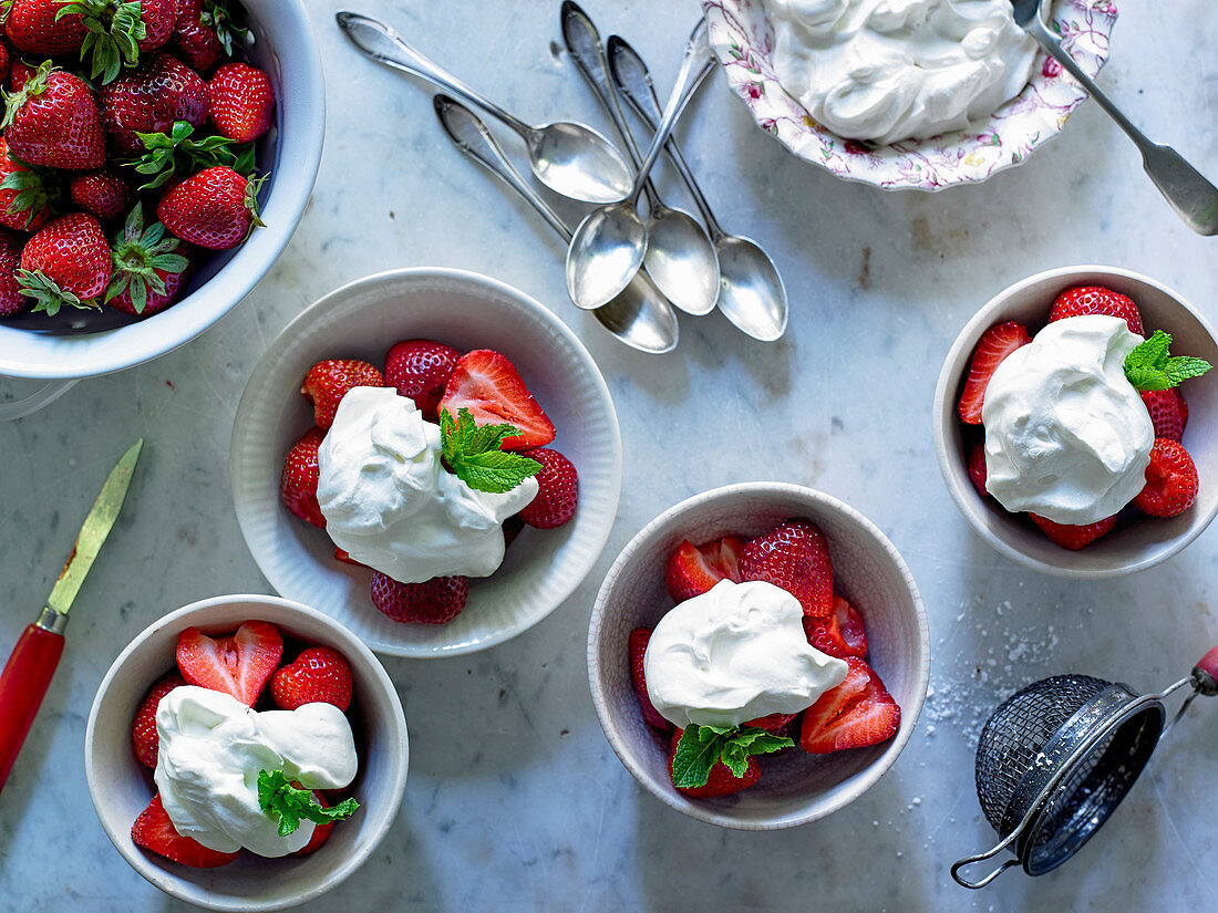 Strawberries With Swedish Cream