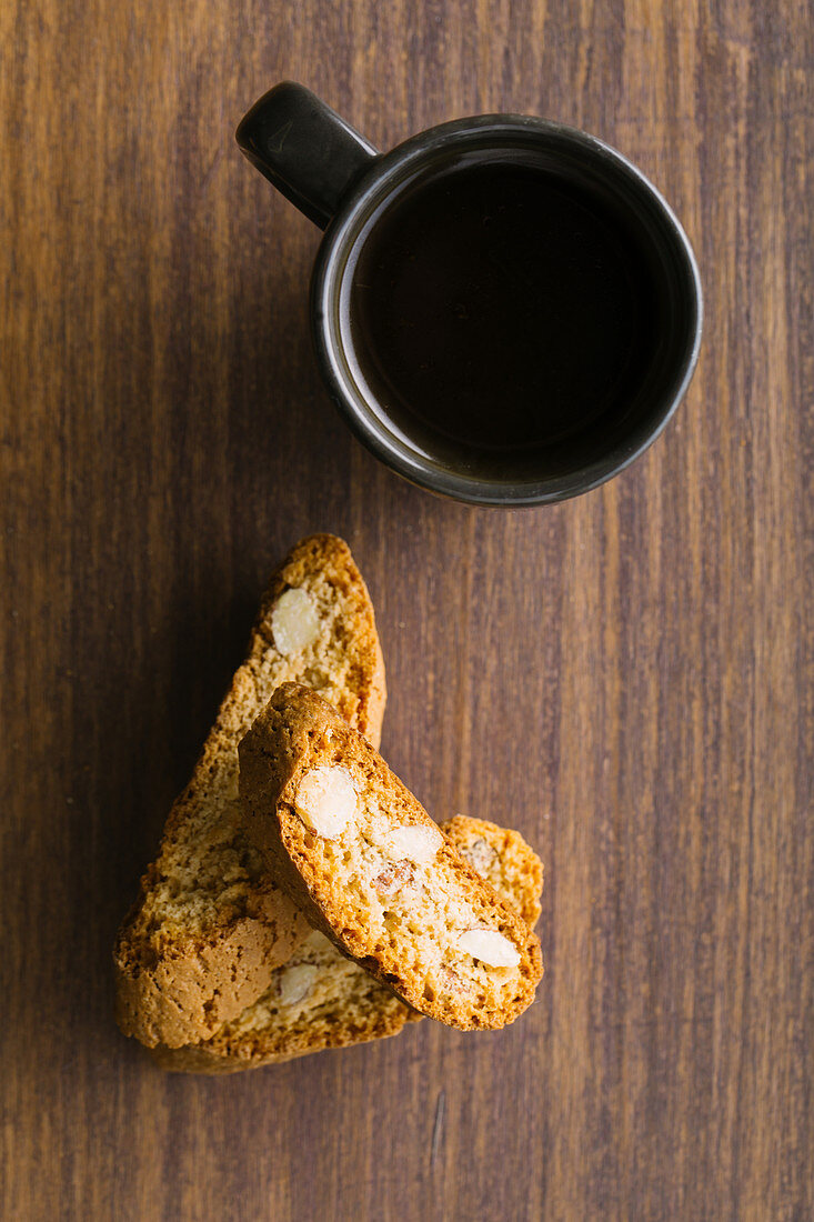 Italian cantuccini biscuits with coffee