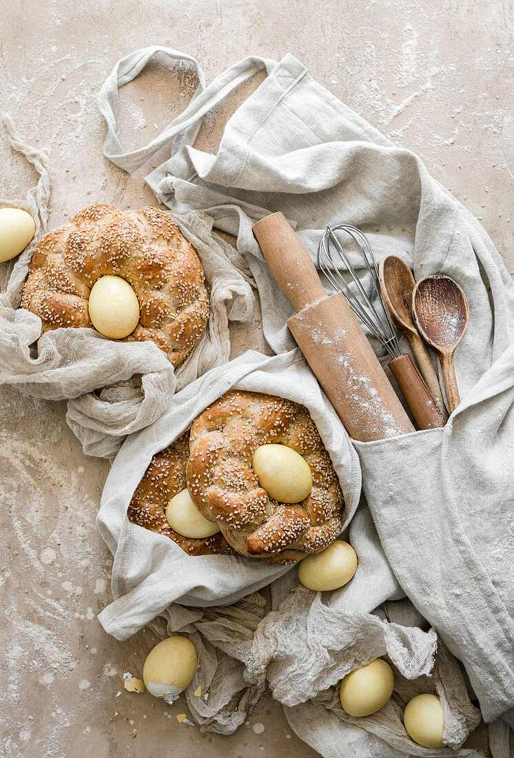 Easter Bread Nests made with wheat bread and eggs