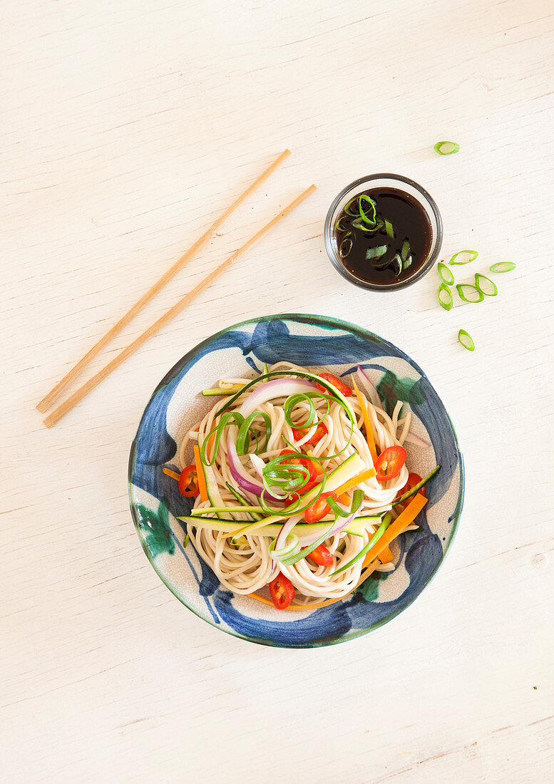 Noodles with chili, vegetables and soy sauce (Thailand)