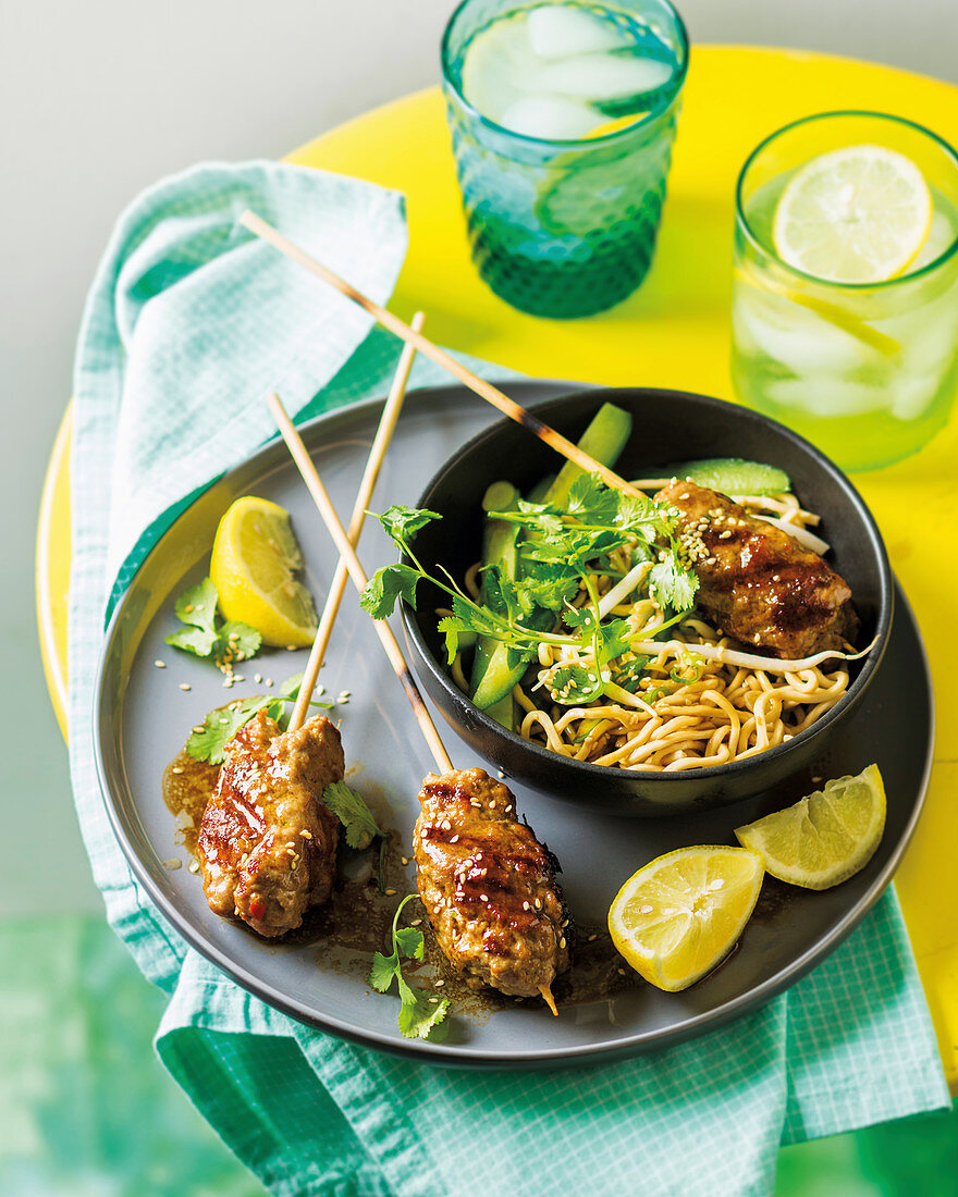 Noodle salad with ginger and chilli kofta