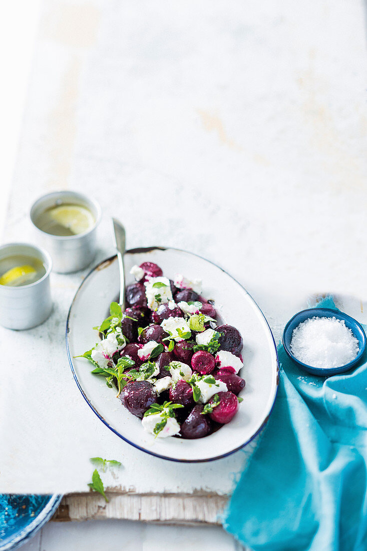 Roasted beetroot with herbs and goat's cheese