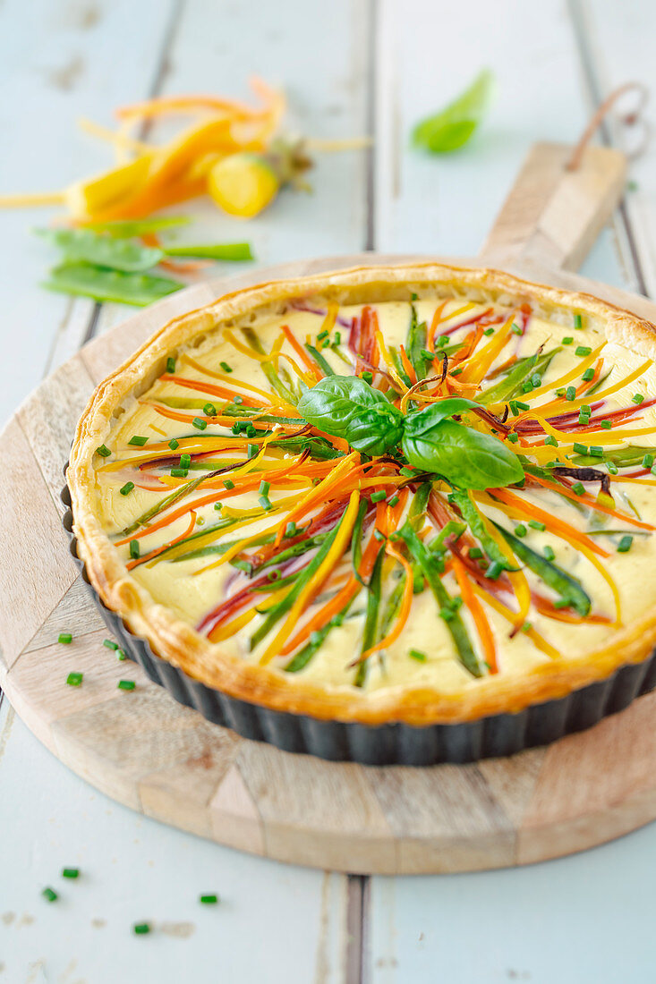 Puff pastry quiche with vegetables