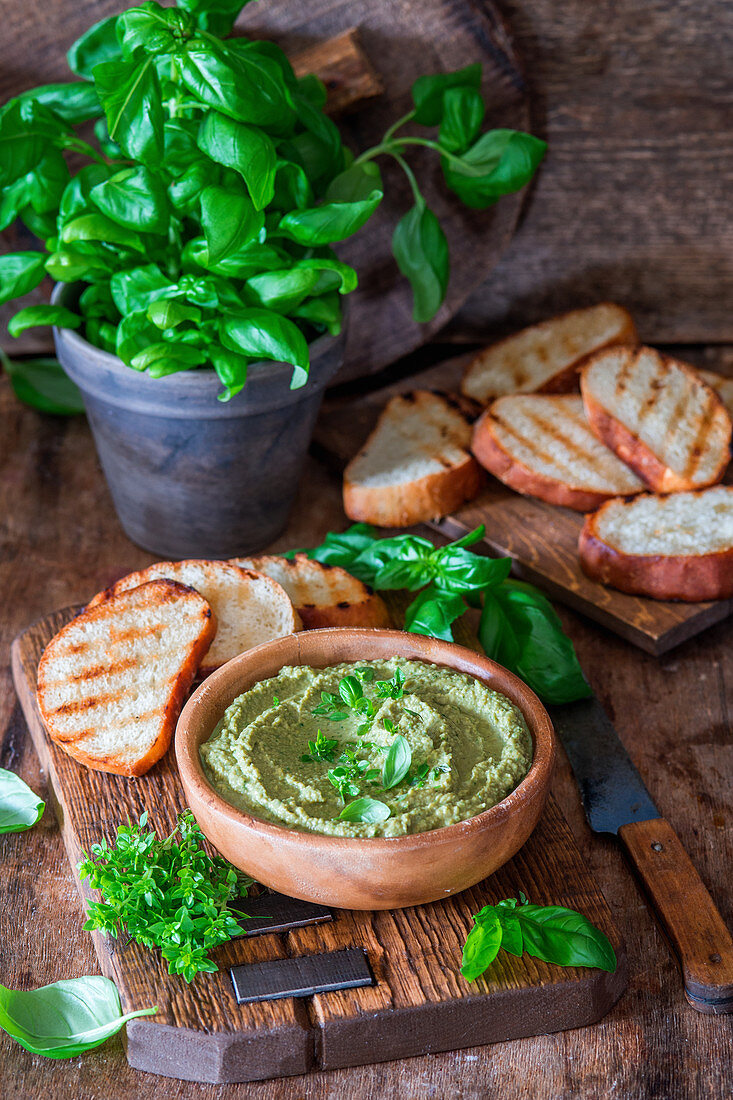 Basil hummus