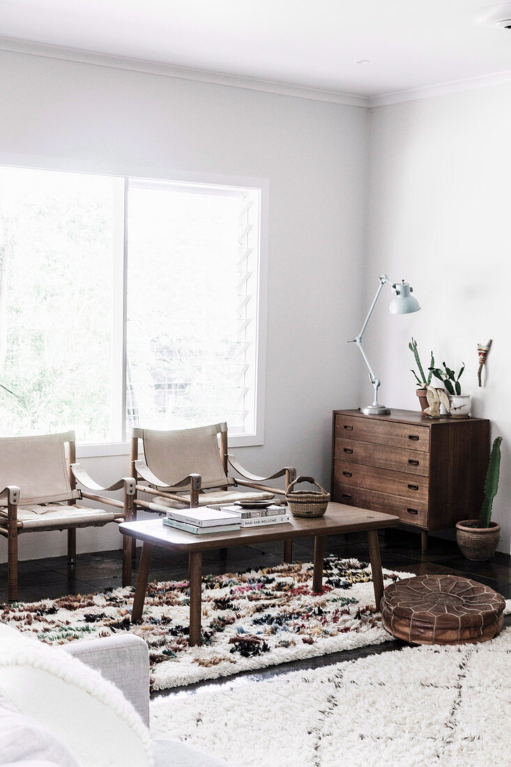 Vintage furniture in the living room in earth tones