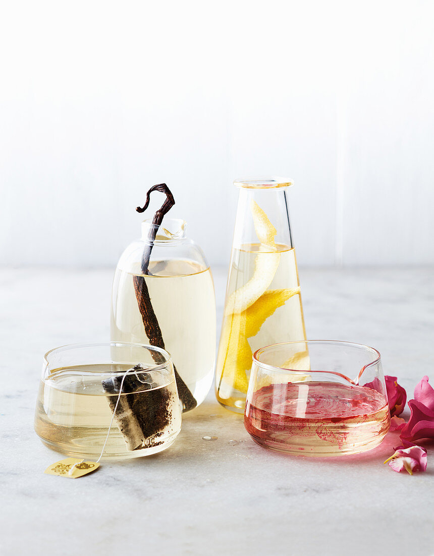 Simple syrups for backing (tea, vanilla, lemon and rose-water)