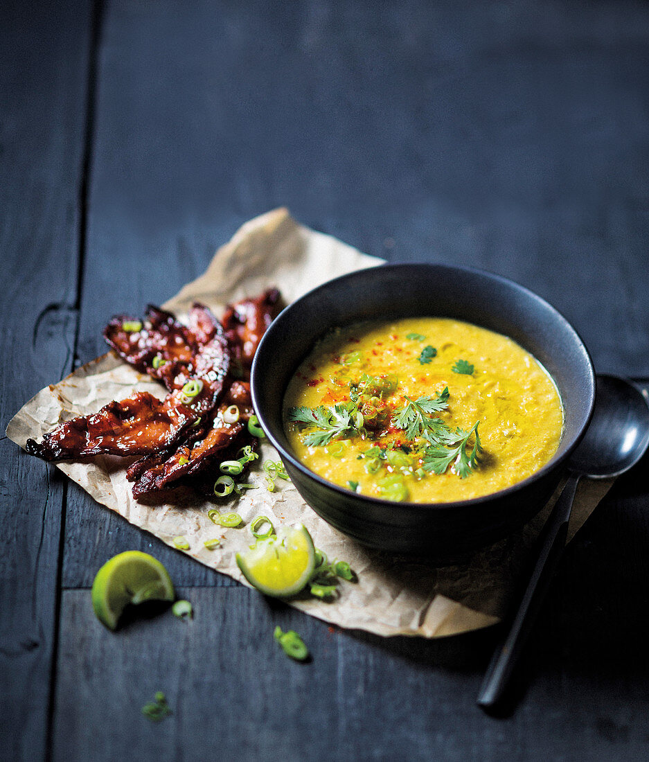 Corn chowder with crispy bacon dippers