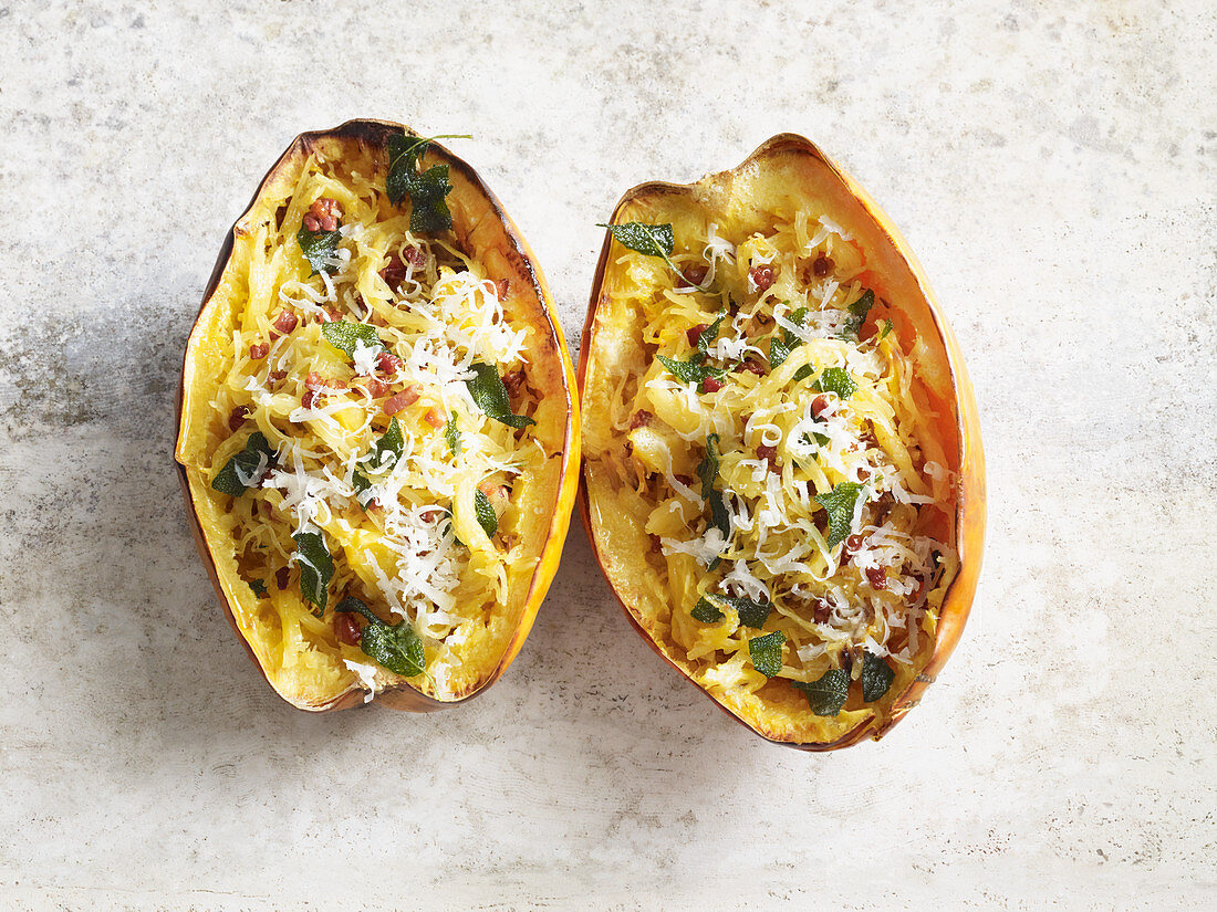Stuffed spaghetti squash with bacon and cheese