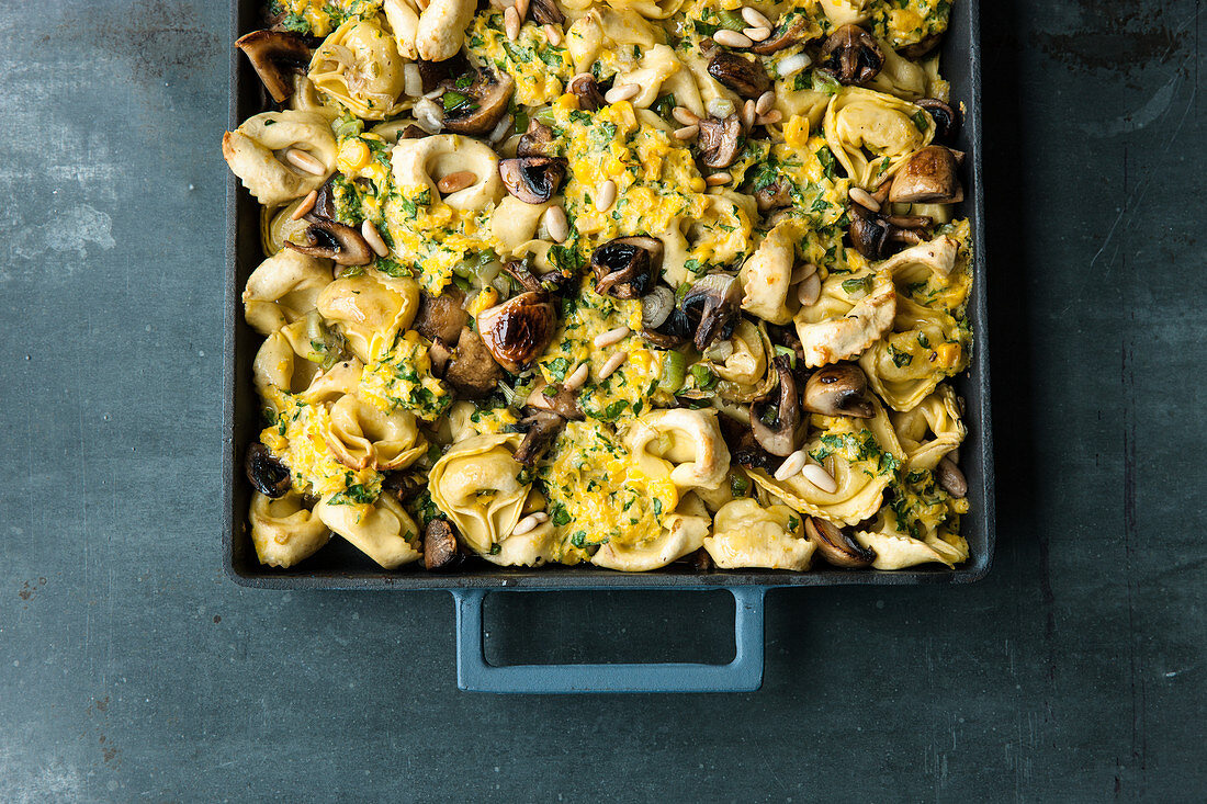 Tortelliniauflauf mit Pilzen