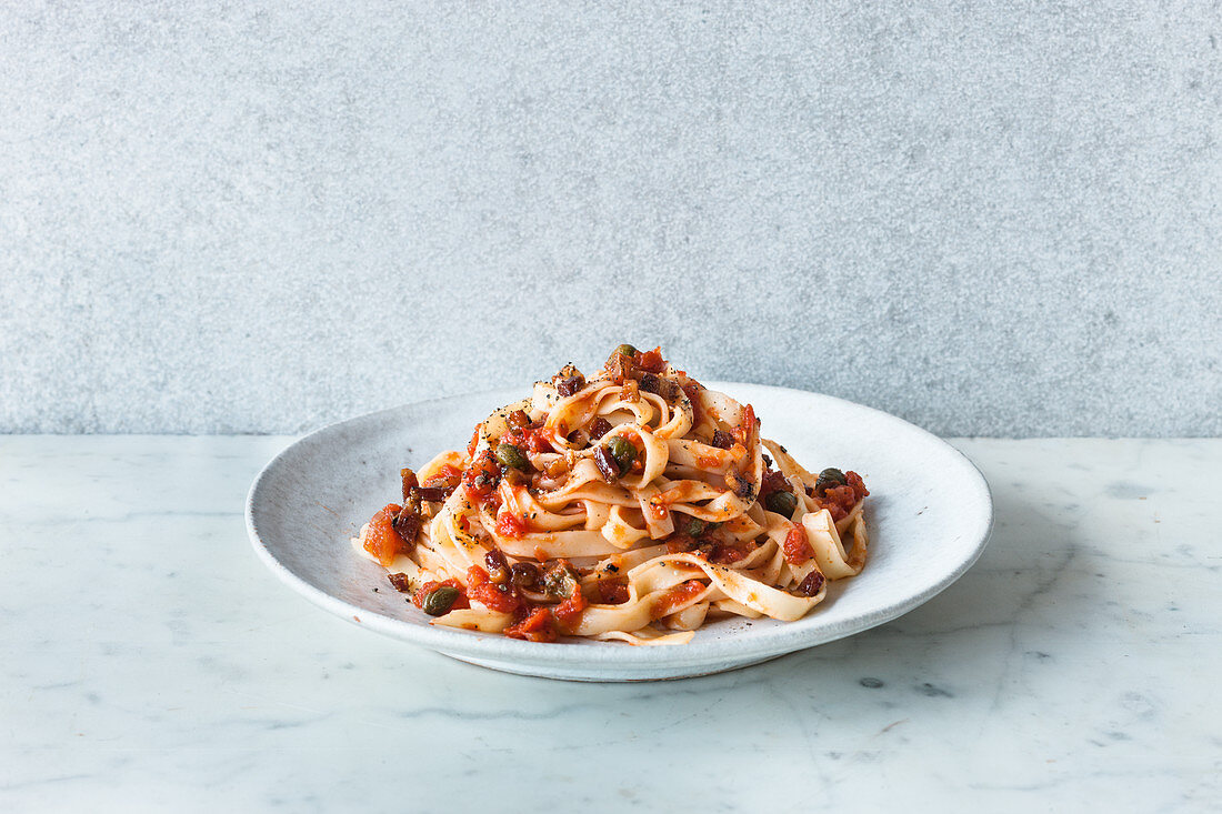 Tagliatelle with a bacon and tomato sauce
