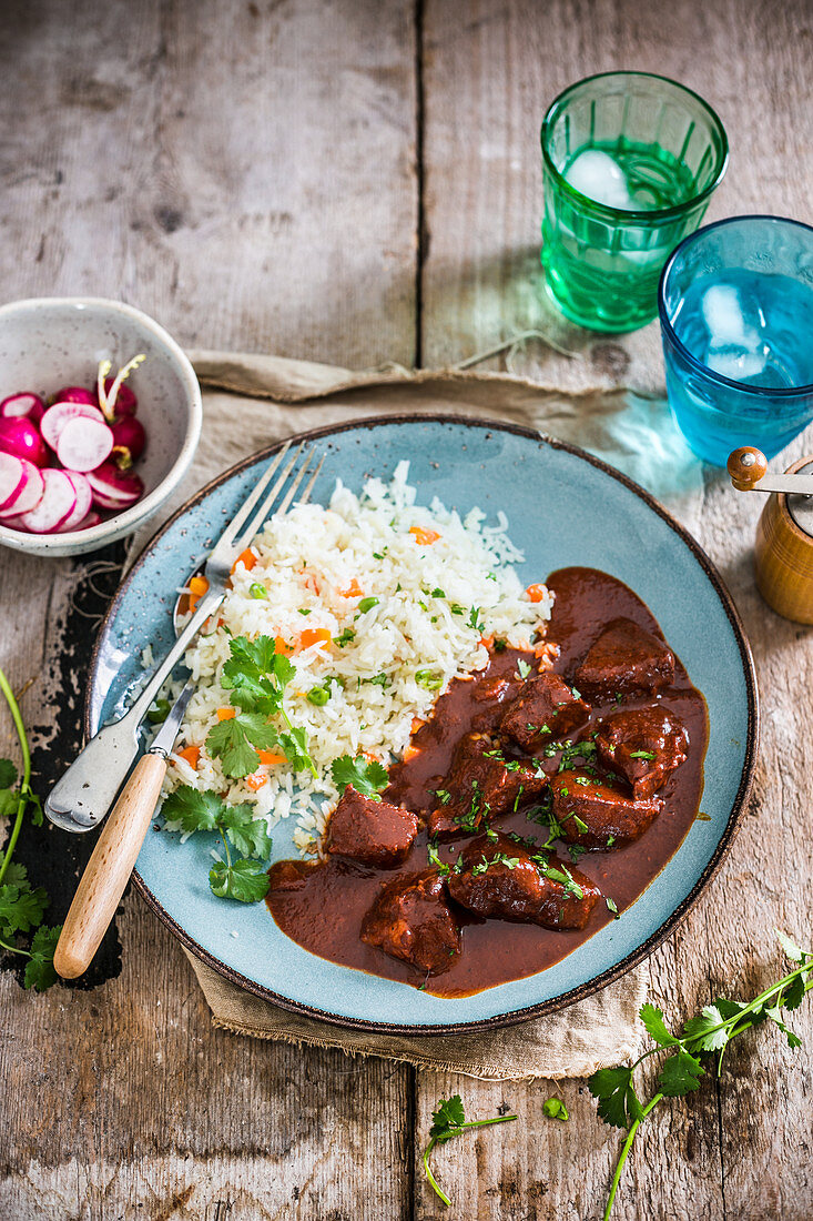 Asado de bodas (Mexican pork stew with rice)