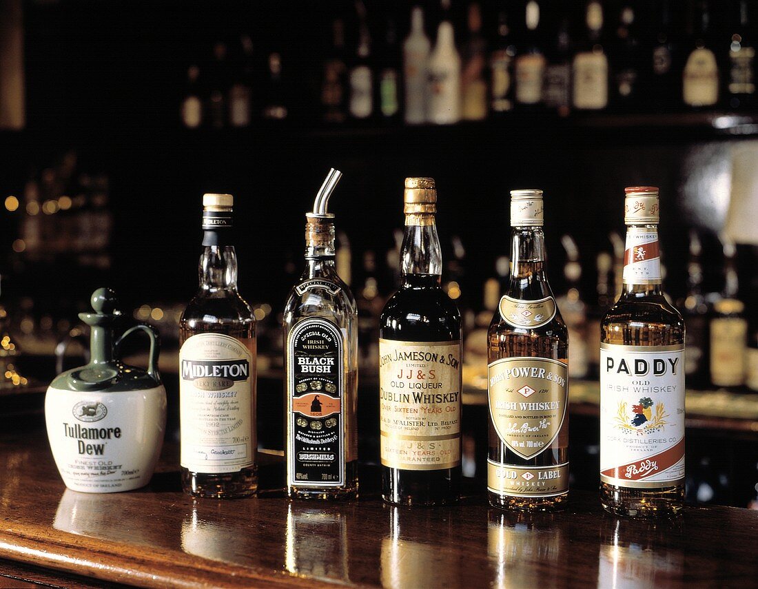 Sechs bekannte irische Whiskeysorten