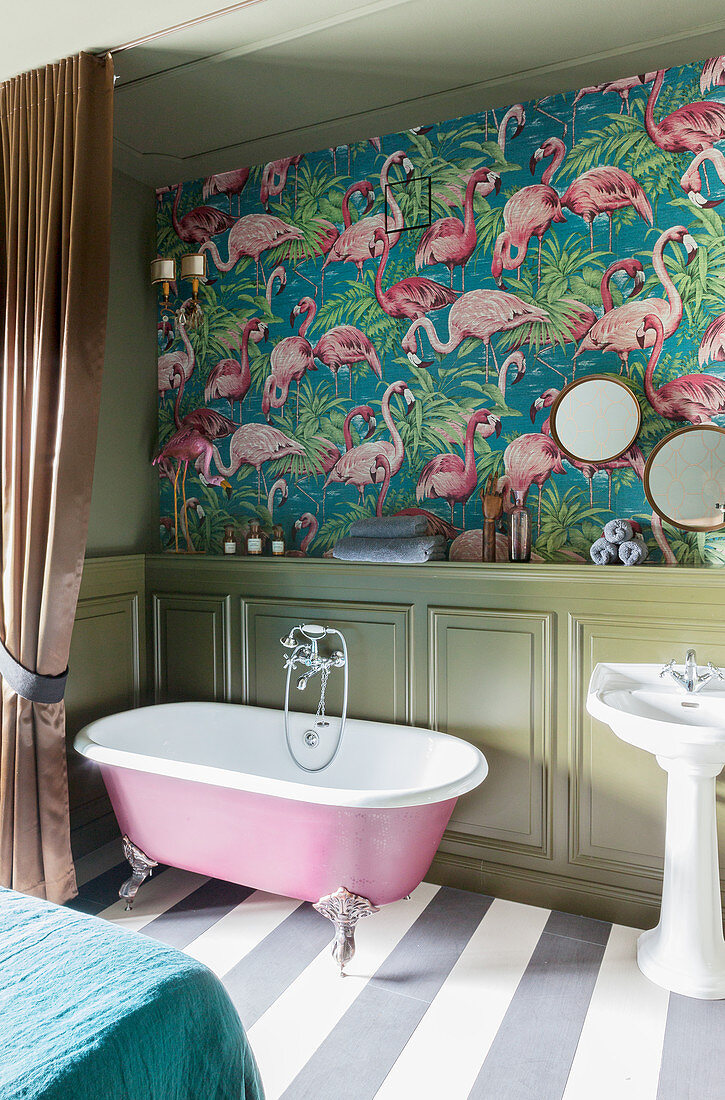 29 Bathroom wallpaper ideas  floral patterned and more