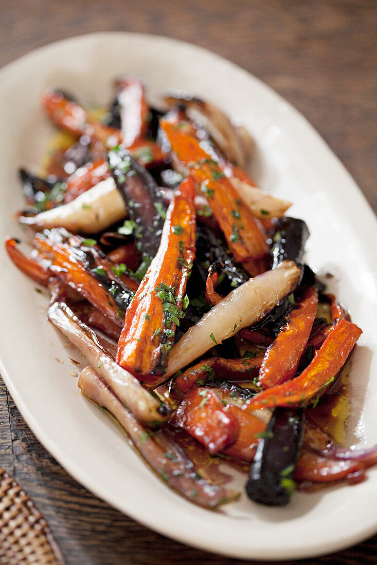 Roasted carrots in an oval dish