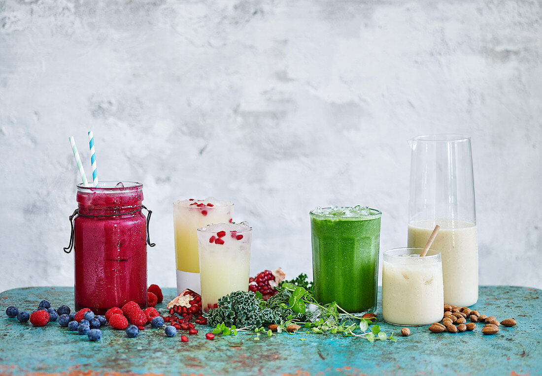 Various powerfood smoothies