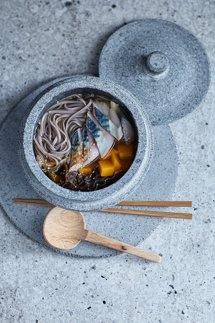 Dashi soba noodle soup with mackerel