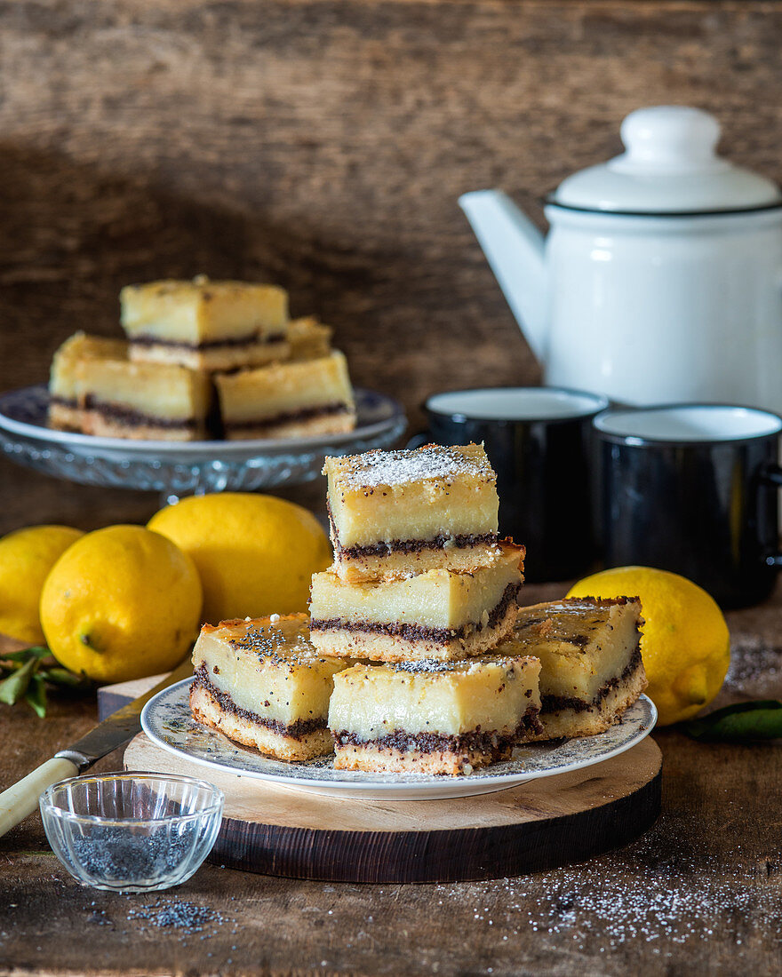 Lemon and poppy seed squares