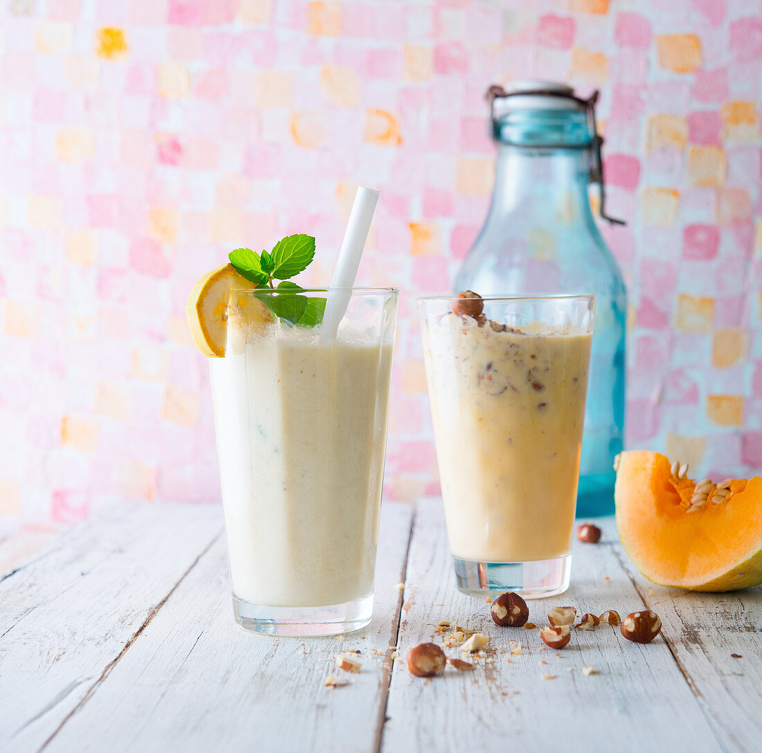 Melonenshake mit Haselnüssen