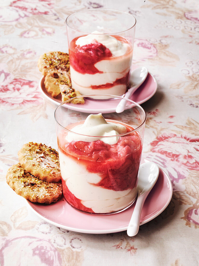 Rhubarb fool with pistachio thins biscuits