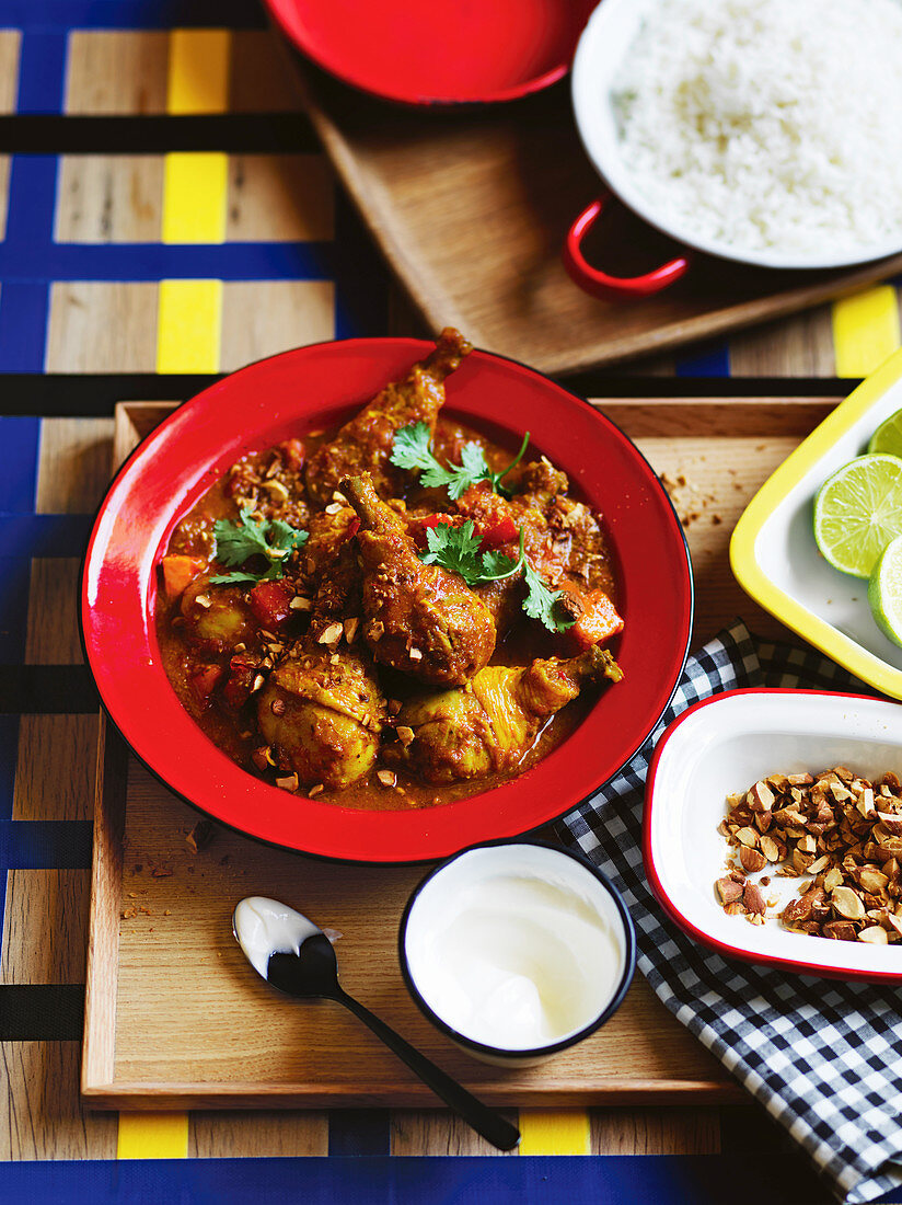 Chicken tomato curry with almonds