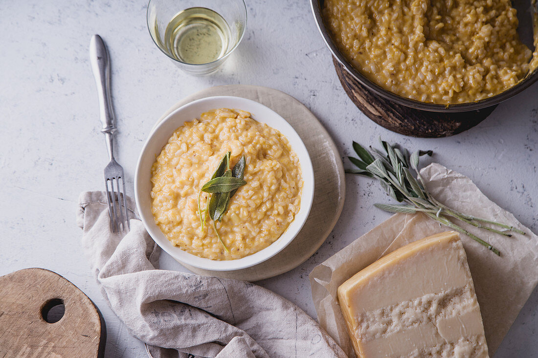 Kürbisrisotto mit Parmesan und Salbei