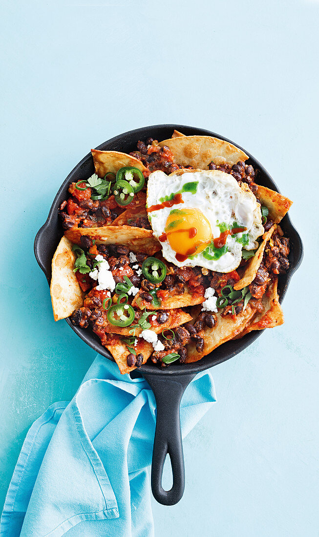 Chilaquiles mit Spiegelei