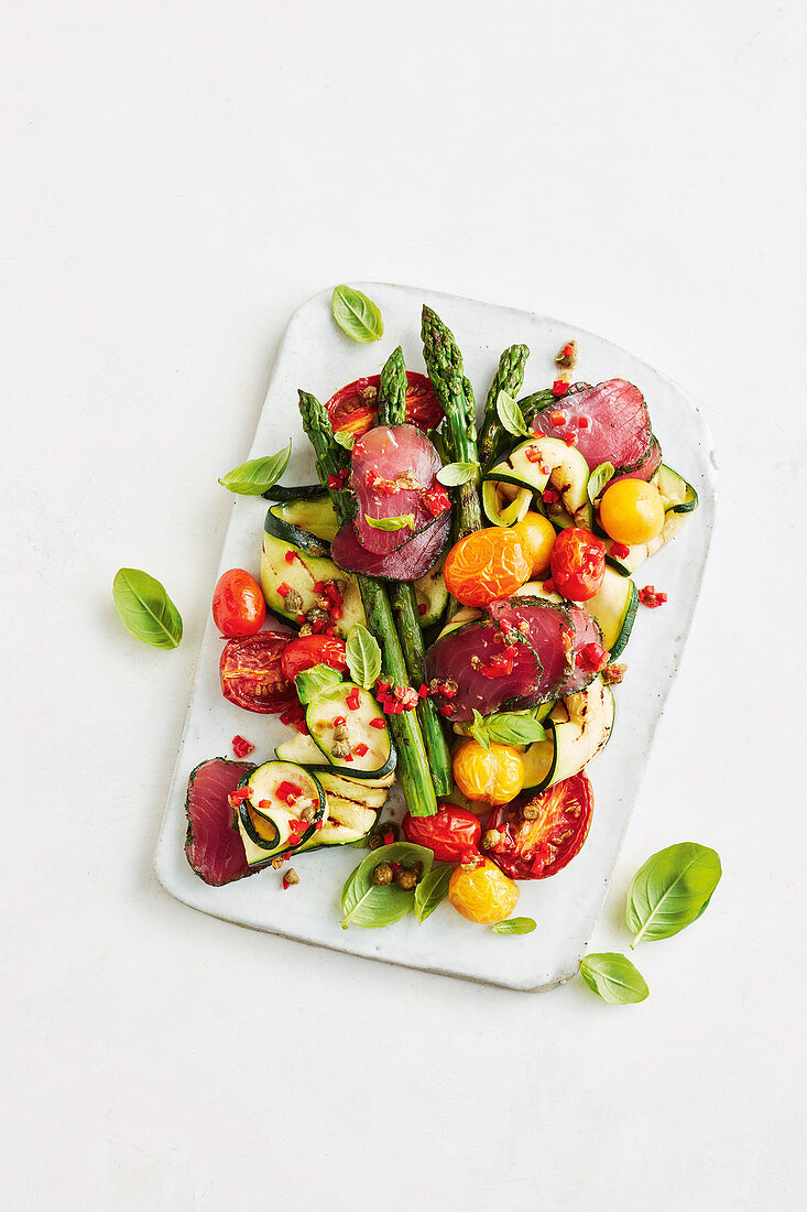 Tuna carpaccio with grilled vegies