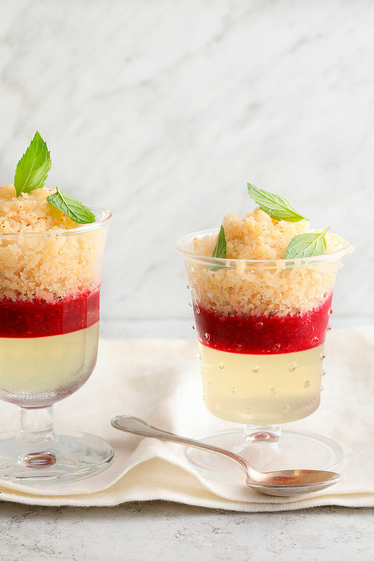 Lychee granita with ginger on agar-agar and raspberry puree