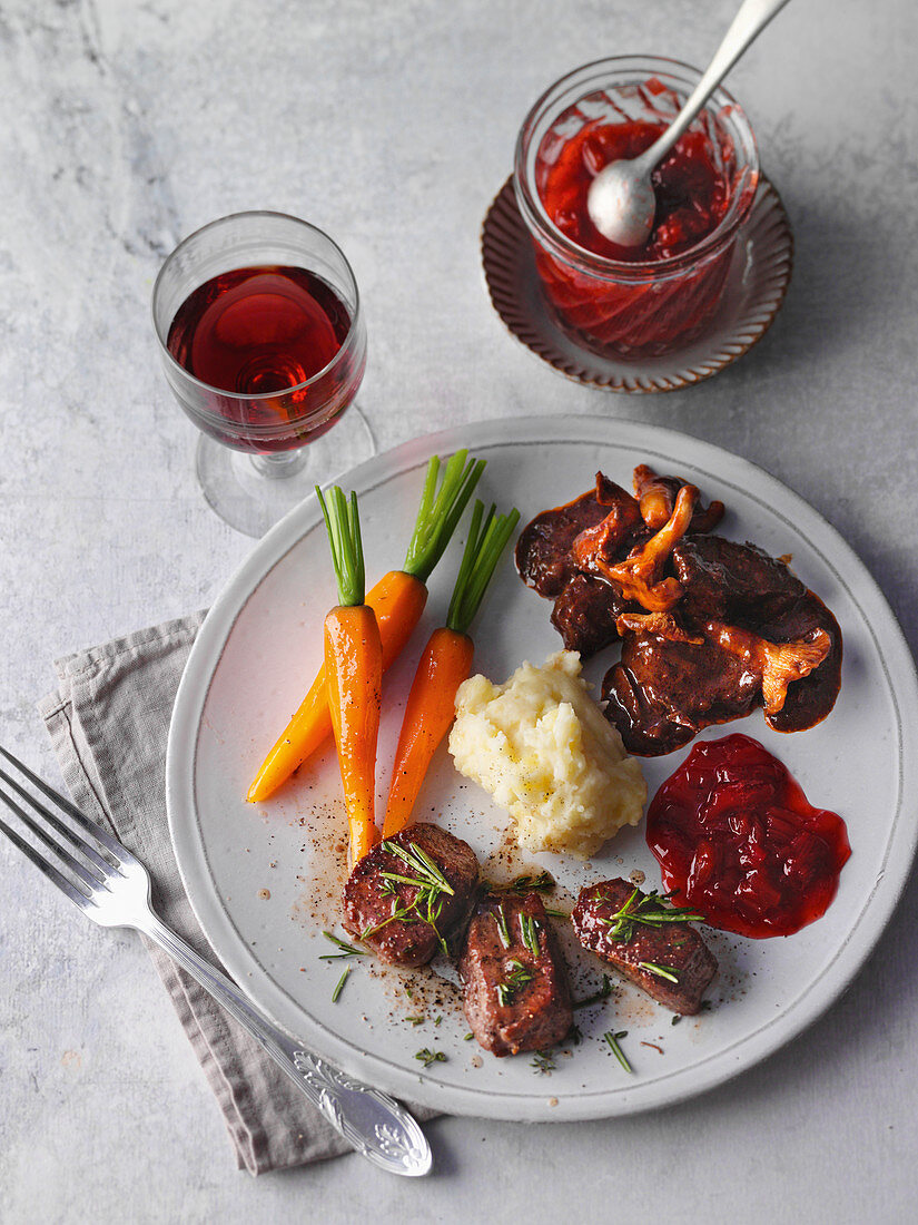 Saddle of chamois medallions and fine venison goulash