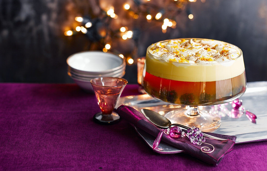 Trifle mit Sherry-Gelee zu Weihnachten