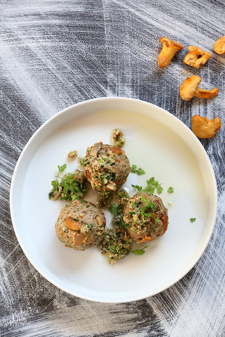 Chanterelle dumplings with bay bolete mushroom pesto