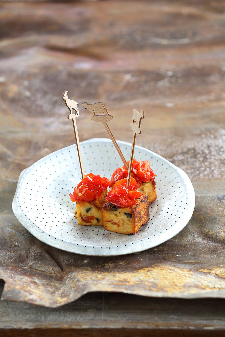 Fried focaccia dumplings with spicy salsa