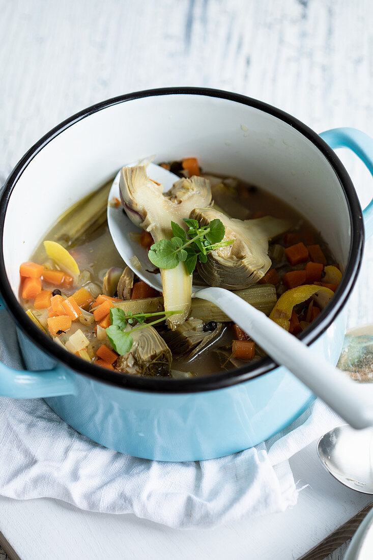 Artichokes 'barigoule' (stew from Southern France)