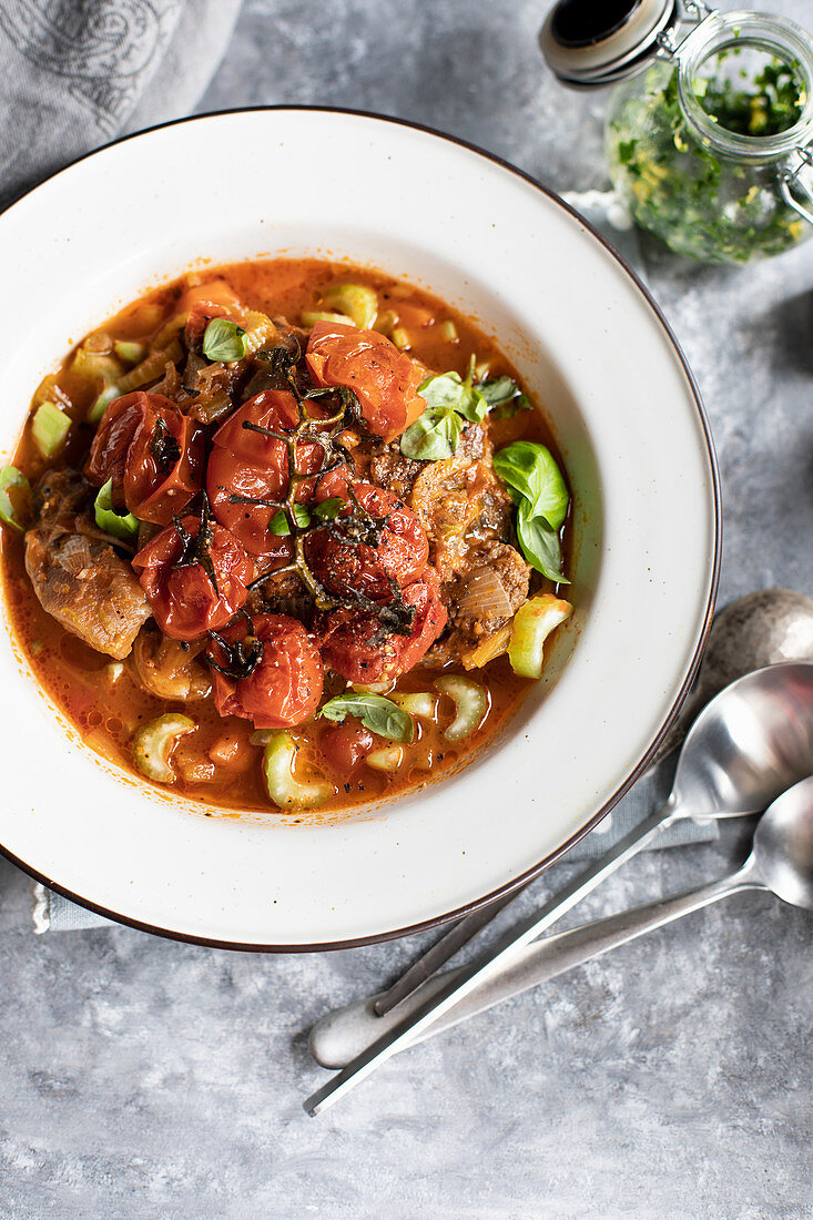 Ossobuco mit Rispentomaten