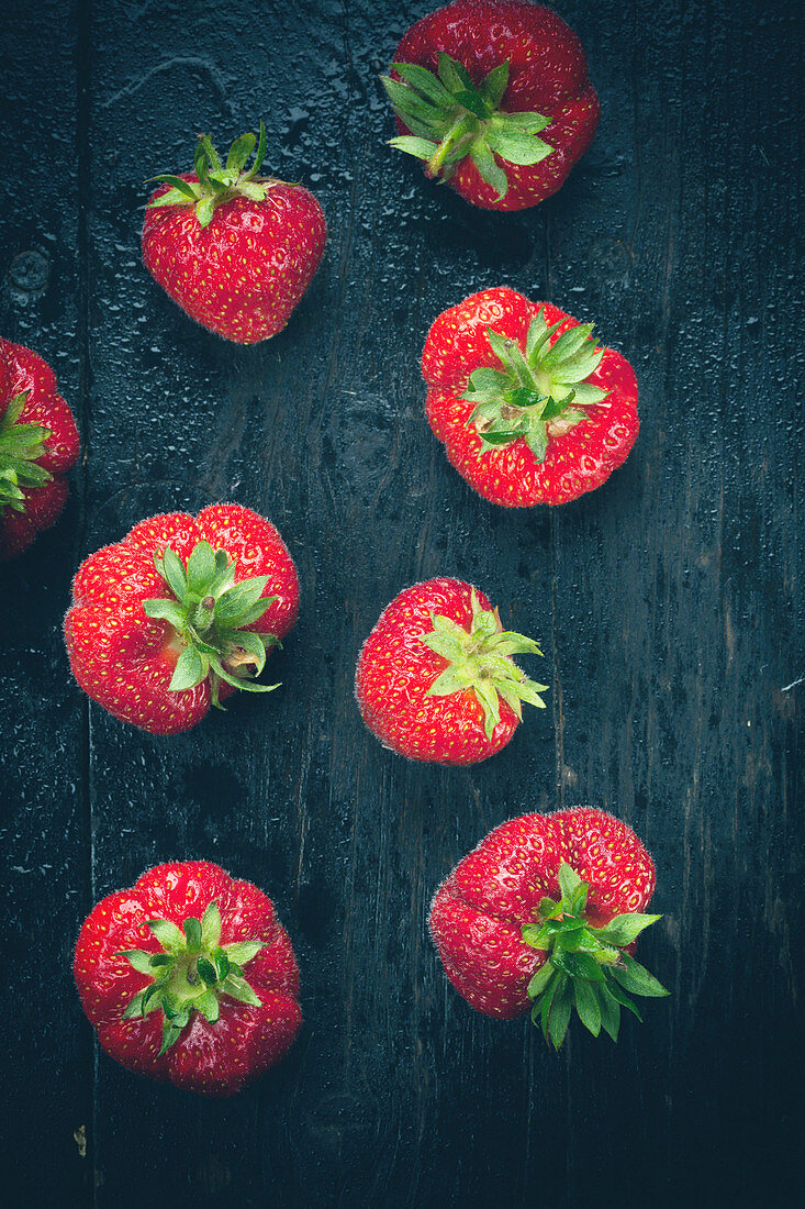Overall of strawberries