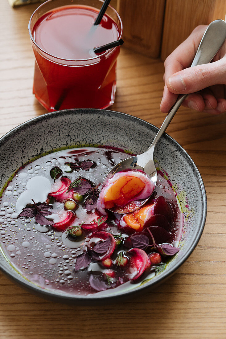 Beetroot soup and an alcohol-free cocktail